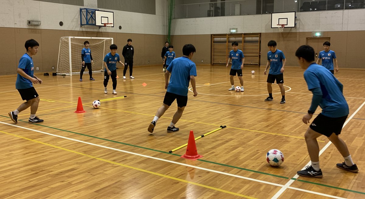 サッカー インターセプト